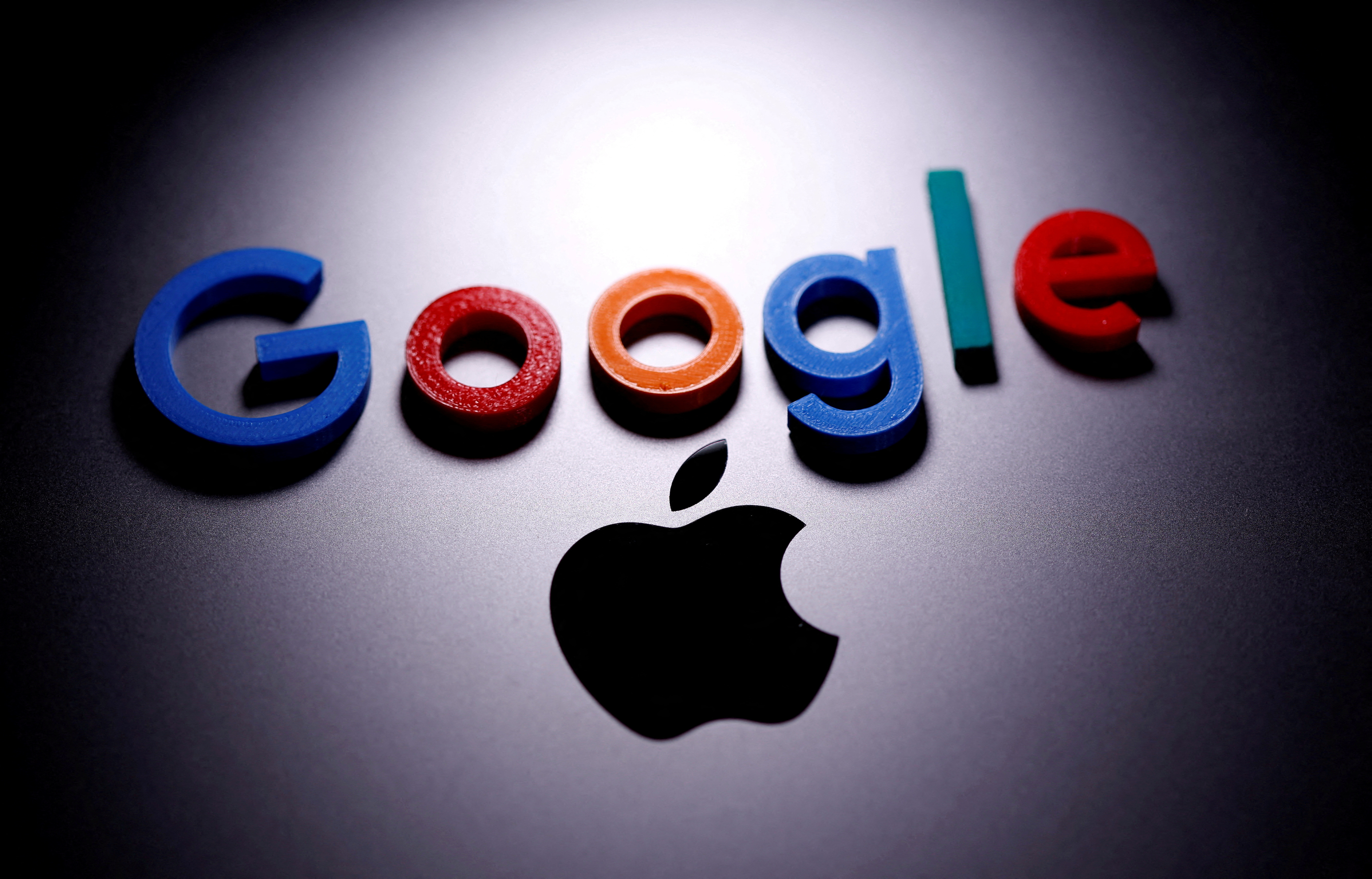 UK wants to force big tech companies to give rivals access to data under new plans: January 11, 2024 at 1:35 p.m.