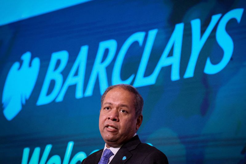 Norwegian sovereign wealth fund supports Barclays CEO and chairman at annual general meeting