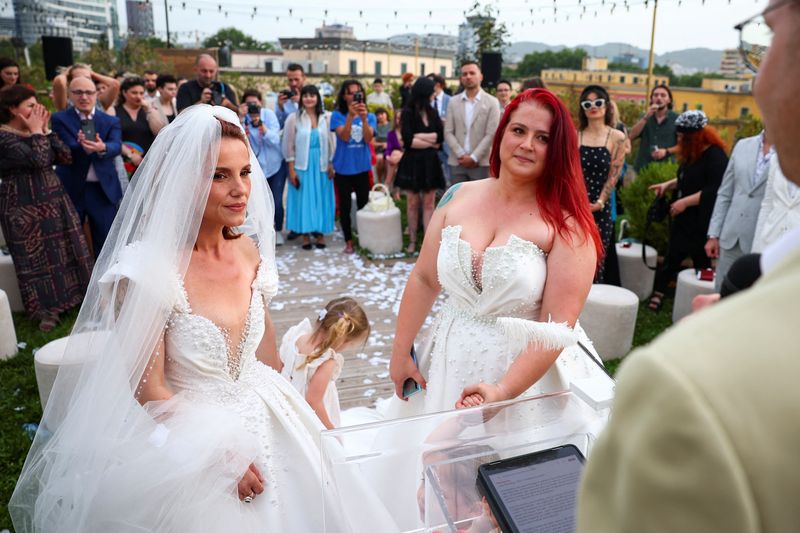 Albanian lesbians marry unofficially in protest of love